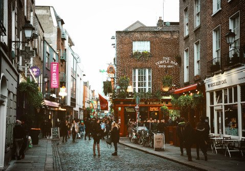 Learn English in Dublin